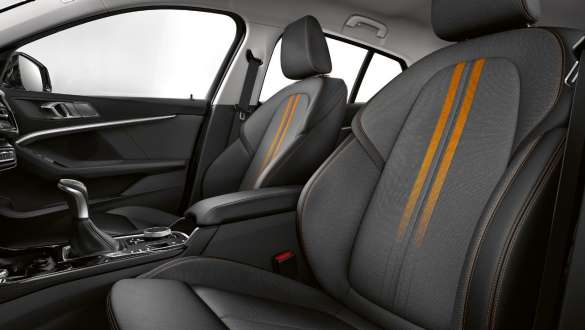 Sport seats for the driver and front passenger. Cockpit of the BMW 1 Series Model Sport Line with sports seats for driver and front passenger.