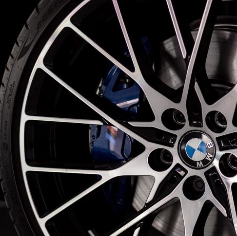 BMW 330is EDITION BMW 330is EDITION exterior