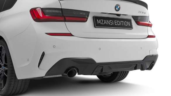 BMW X3 Mzansi Edition Comfort telephony with wireless charging. BMW X3 Mzansi Edition Comfort telephony with wireless charging.