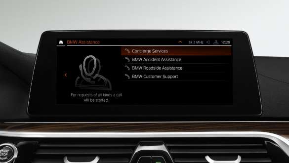 Concierge Service BMW 5 Series Sedan Concierge Service BMW 5 Series Sedan 540i Sedan G30 Bluestone metallic