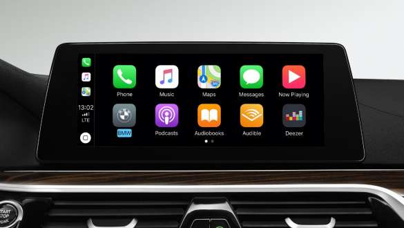 Preparation for Apple CarPlay® BMW 5 Series Sedan Preparation for Apple CarPlay® BMW 5 Series Sedan 540i Sedan G30 Bluestone metallic