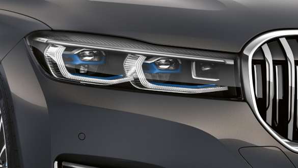 BMW 7 Series Sedan BMW laserlight BMW 7 Series Sedan: close-up of BMW laserlight