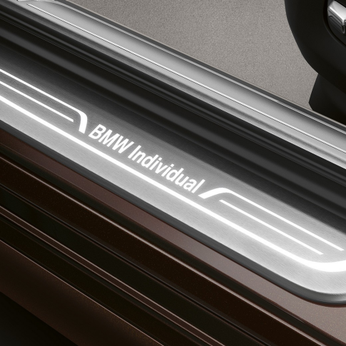 BMW Individual 7 Series Sedan entry sill BMW 7 Series Sedan: entry sill with BMW Individual lettering