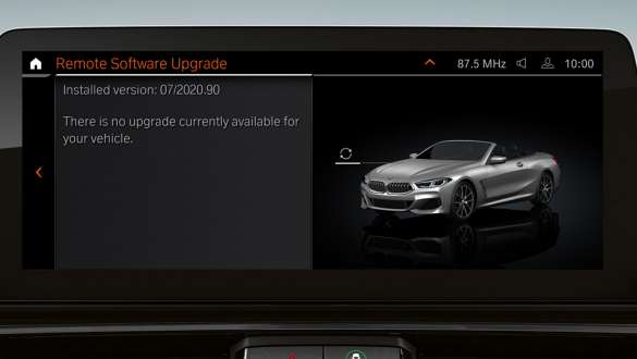 Remote Software Upgrade BMW 8 Series Convertible G14 LCI Facelift Remote Software Upgrade BMW 8 Series Convertible G14 LCI Facelift Control Display close-up