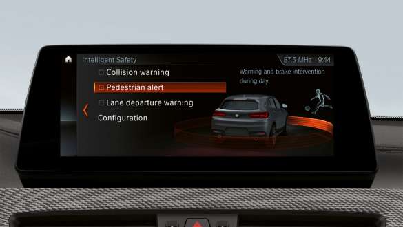 Driving Assistant Plus BMW X2 M35i (F39) Driving Assistant Plus BMW X2 M35i (F39) interior instrument display