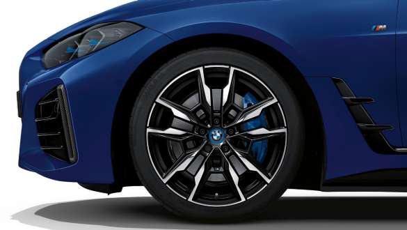 19" M light alloy wheels 861 M BMW i4 M50 G26 2021 BMW Individual Frozen Portimao Blue metallic 
