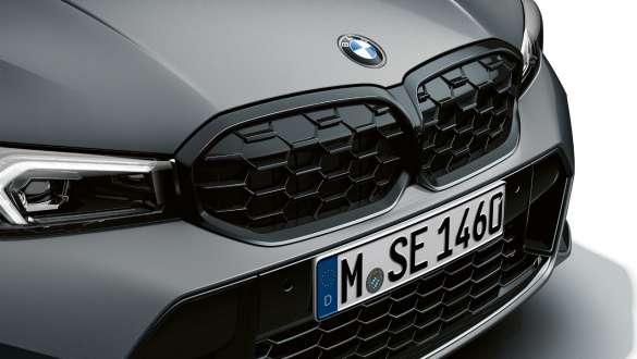 BMW kidney grille with mesh look M340i xDrive Sedan G20 BMW M340i xDrive Sedan G20 BMW Individual Frozen Pure Grey BMW kidney grille with mesh look