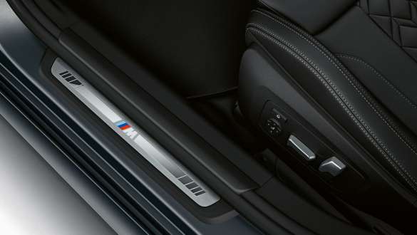 Exclusive door sill finishers BMW M340i xDrive Sedan G20 BMW M340i xDrive Sedan G20 BMW Individual Frozen Pure Grey Exclusive door sill finishers
