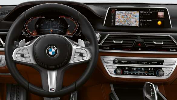 BMW Live Cockpit Professional BMW M760Li xDrive Sedan, BMW Live Cockpit Professional