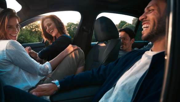 Connected Music F98 BMW X4 M Automobiles SUV F98 Connected Music