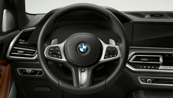 M leather steering wheel BMW X5 M50i and M50d M leather steering wheel BMW X5 M50i and M50d G05 cockpit
