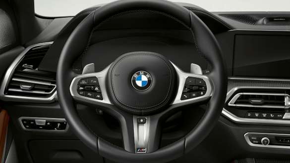 M Leather steering wheel. M Leather steering wheel.