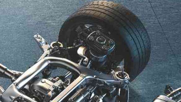 M-specific suspension BMW X7 M60i xDrive G07 LCI M-specific suspension BMW X7 M60i xDrive G07 LCI close-up