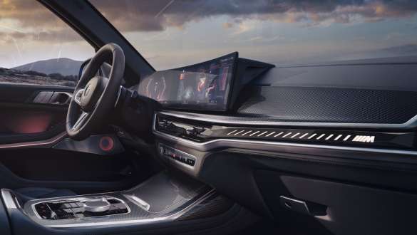 BMW Curved Display and M-specific Light Bar BMW X7 M60i xDrive G07 LCI BMW Curved Display and M-specific Light Bar BMW X7 M60i xDrive G07 LCI cockpit