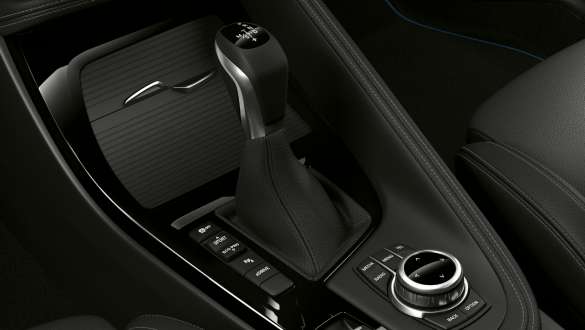 e-DRIVE BMW X2 xDrive25e SUV F39 plug-in hybrid interior BMW X2 xDrive25e SUV F39 2020 plug-in hybrid interior eDRIVE
