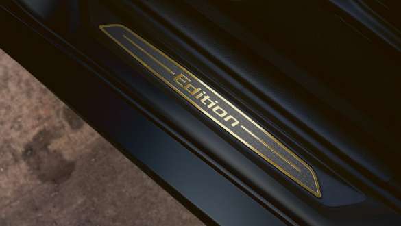 Entry Sill Close-up BMW X2 F39 Entry Sill Close-up BMW X2 F39