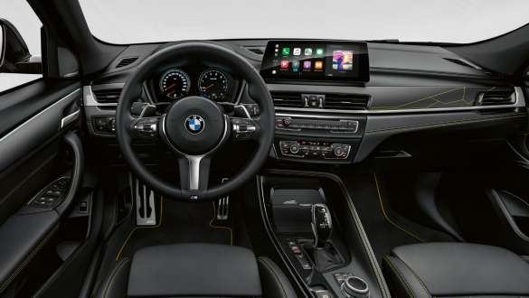 Cockpit BMW X2 F39 Cockpit Active cruise control with Stop&Go function BMW X2 F39 interior