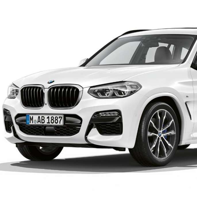 BMW X3 M40i, Model M Sport, three-quarter front shot BMW X3 M40i, Model M Sport, three-quarter front shot