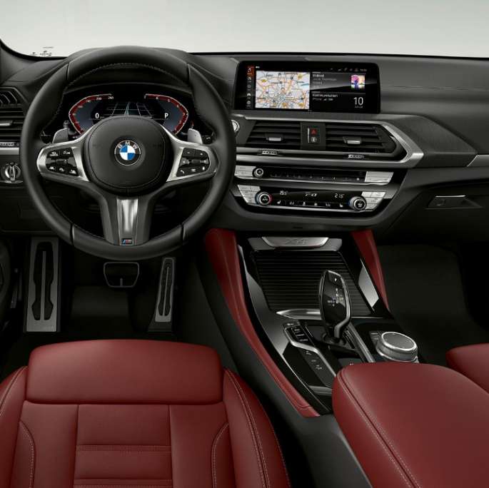 Cockpit BMW X4 xDrive30i Model M Sport X Cockpit xDrive30i BMW X4 Model M Sport X G02 2018 interior