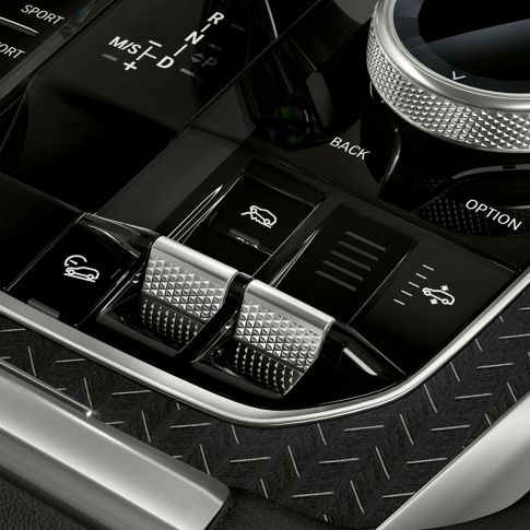 BMW X6 SUV G06 centre console. Close-up of the BMW X6 SUV G06 interior with view of the centre console.