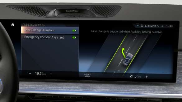 Driving Assistant Professional BMW X7 G07 LCI Driving Assistant Professional Close-up Control Display BMW X7 G07 LCI
