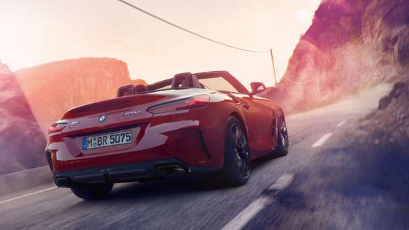 BMW Z4 Roadster (G29) variable sport steering Driving BMW Z4 Roadster (G29) from behind in the mountains