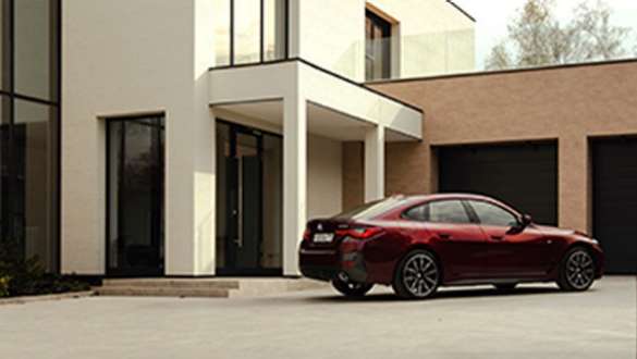 BMW electric technologies plug in hybrid BMW e-mobility BMW eDrive technologies hybrid car plug in hybrid