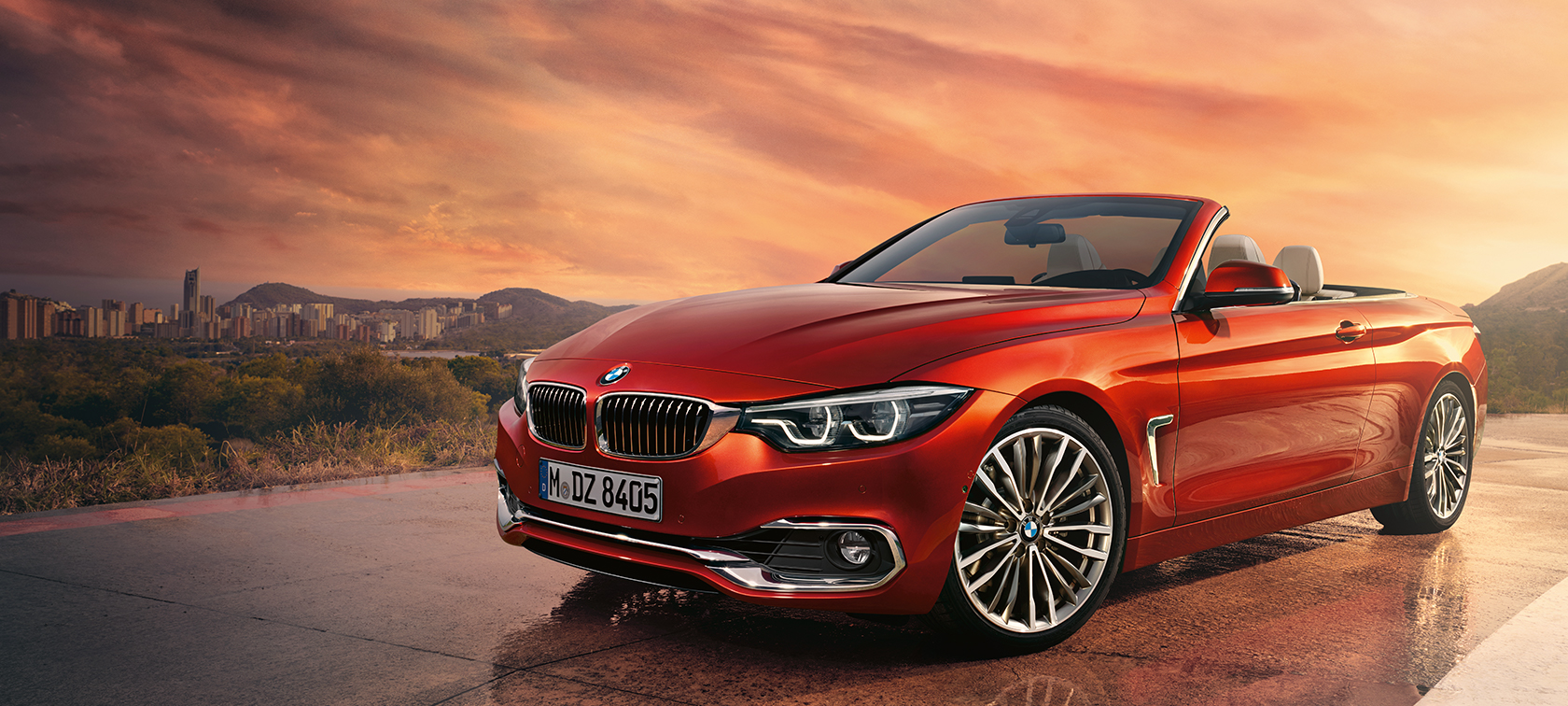 BMW 4-Series Convertible red: frontside view BMW 4-Series Convertible red: frontside view