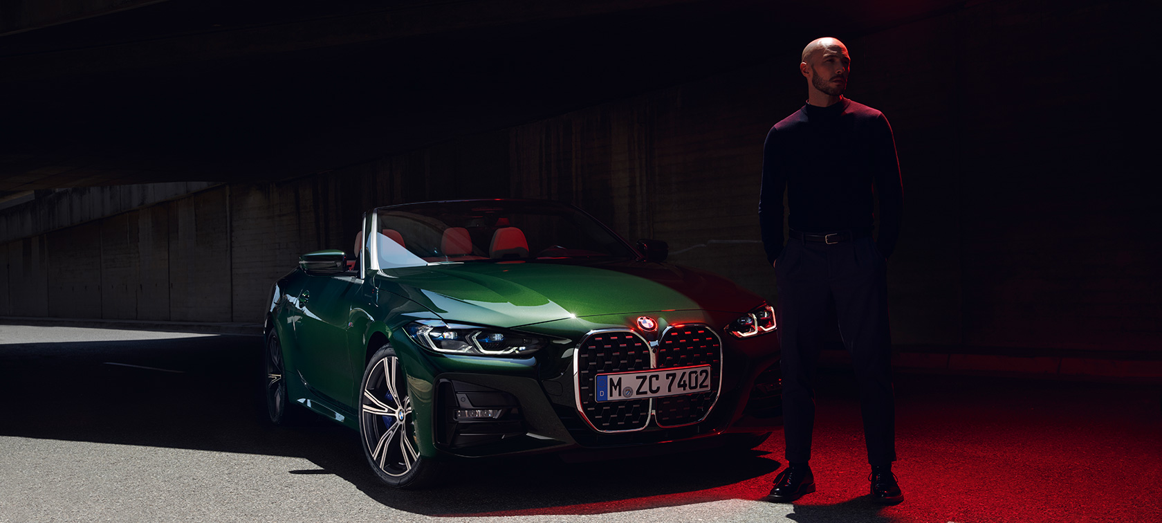 Front view BMW 4 Series Convertible G23 2020 BMW 4 Series Convertible G23 2020 Sanremo Green metallic front view with model