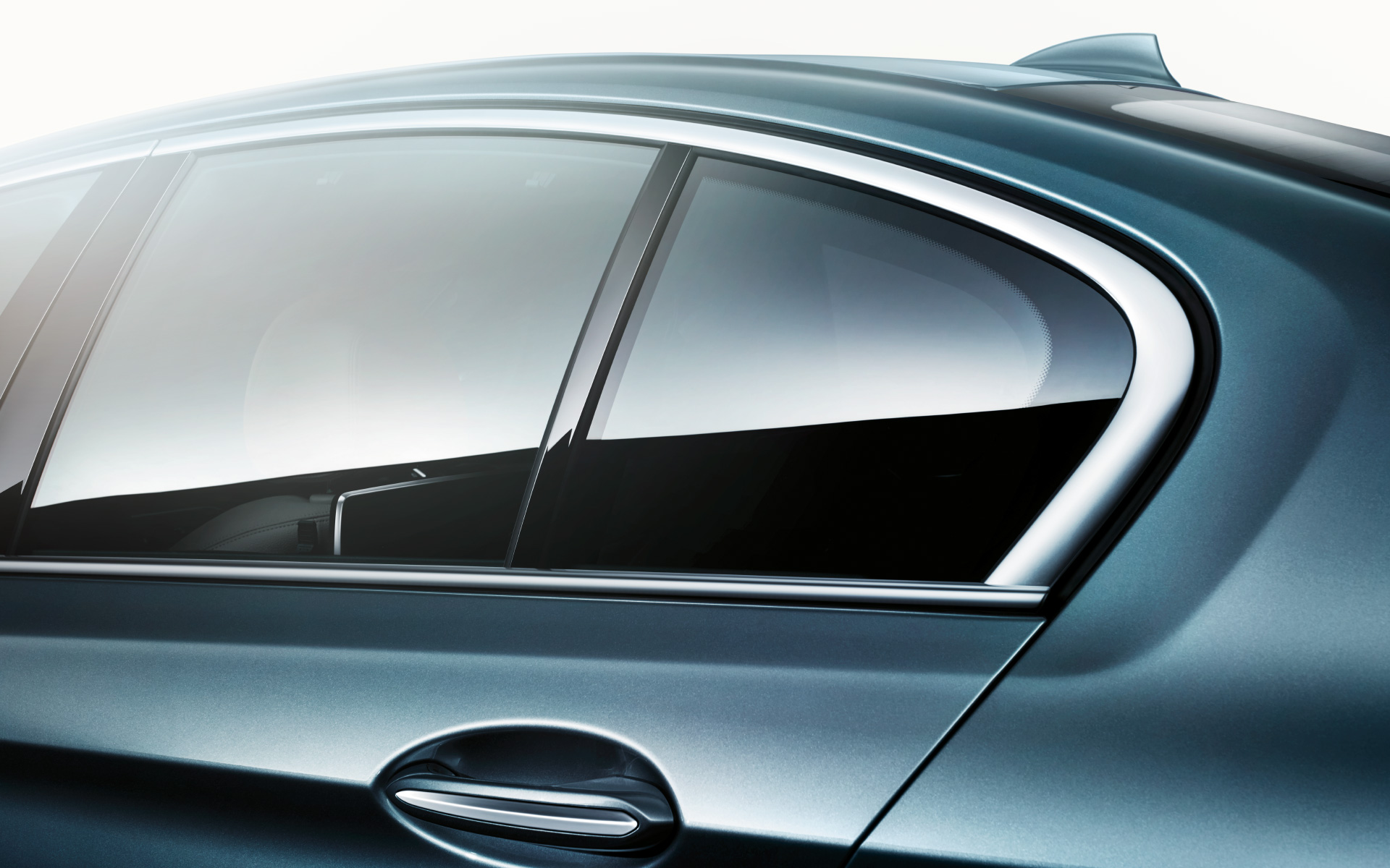 The all-new BMW 5 Series Sedan The all-new BMW 5 Series Sedan