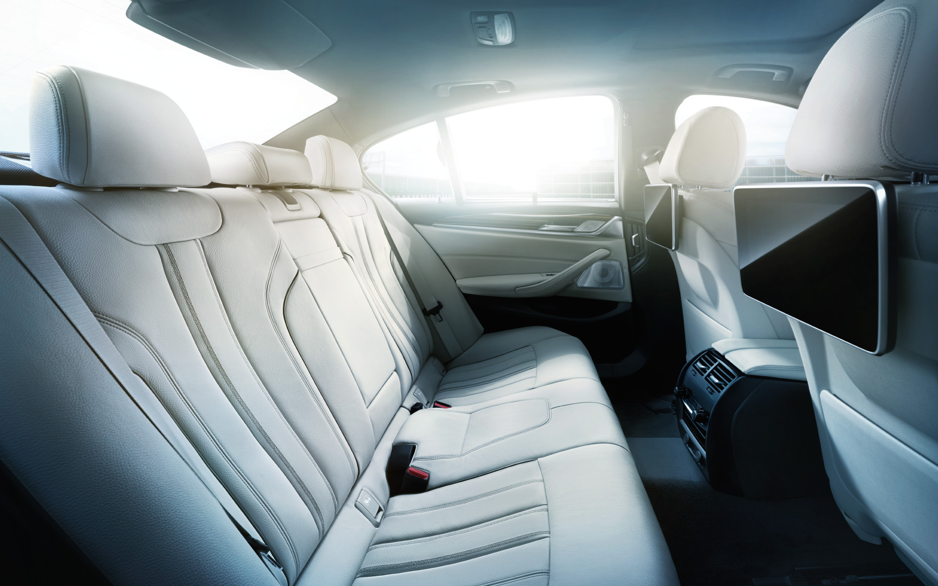 The all-new BMW 5 Series Sedan The all-new BMW 5 Series Sedan