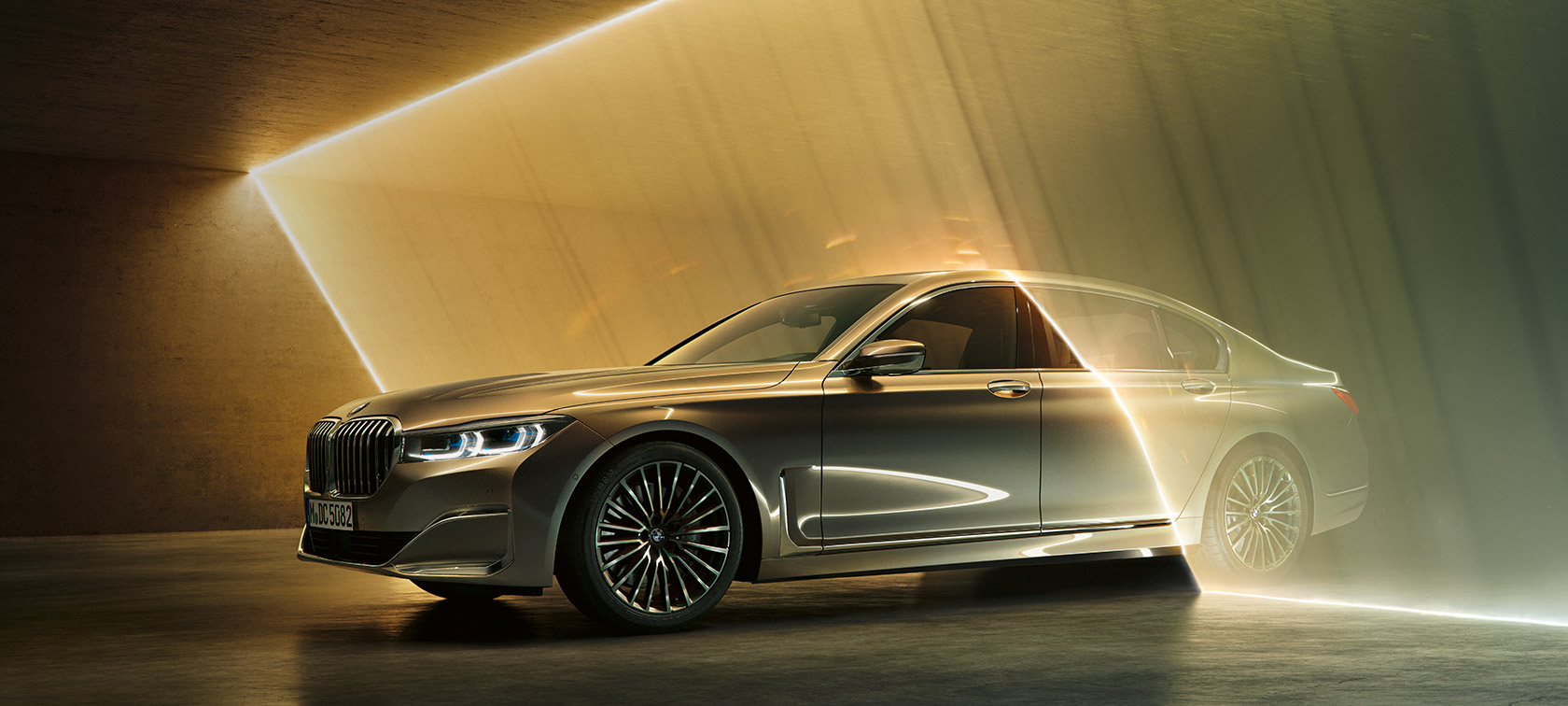 THE NEW 7 BMW 7 Series