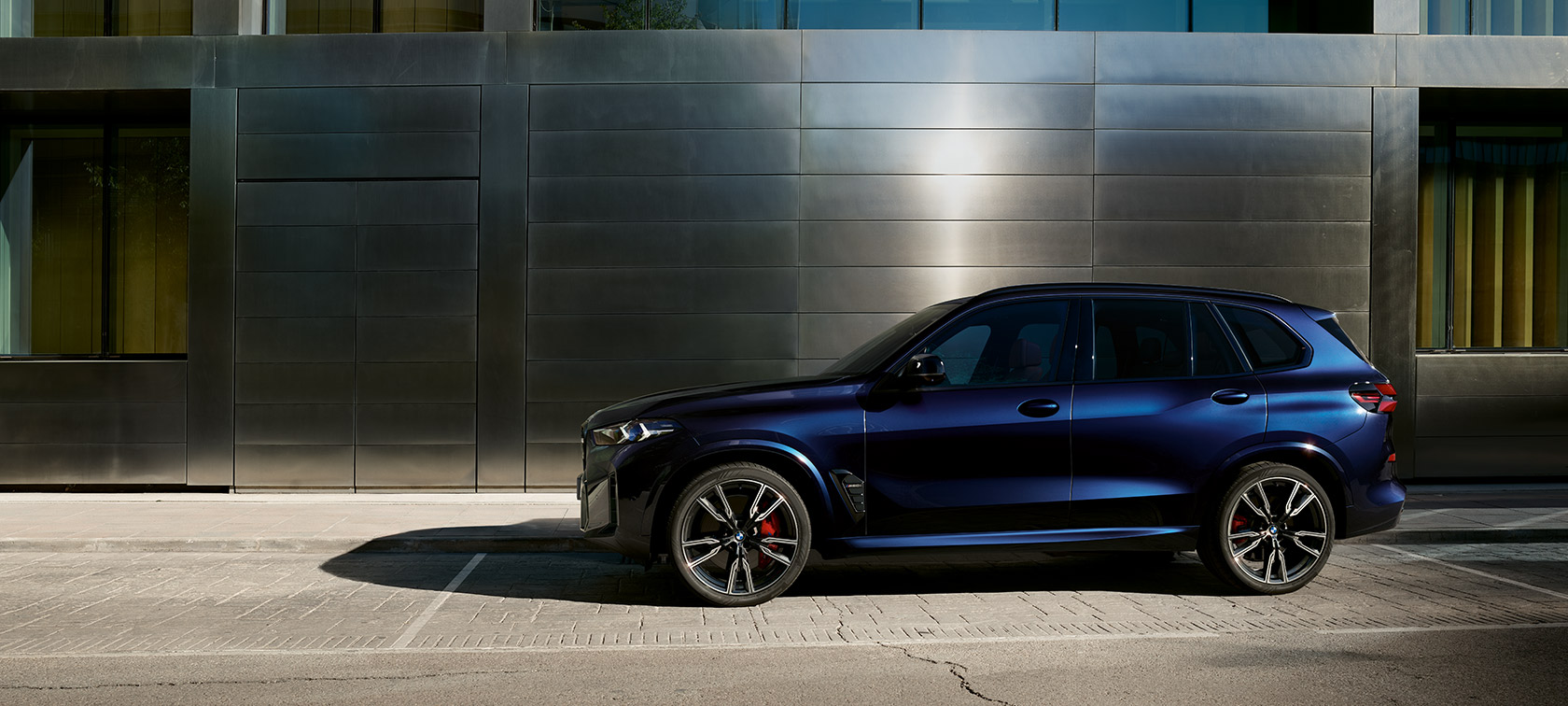 BMW X5 M60i Keep Me Informed