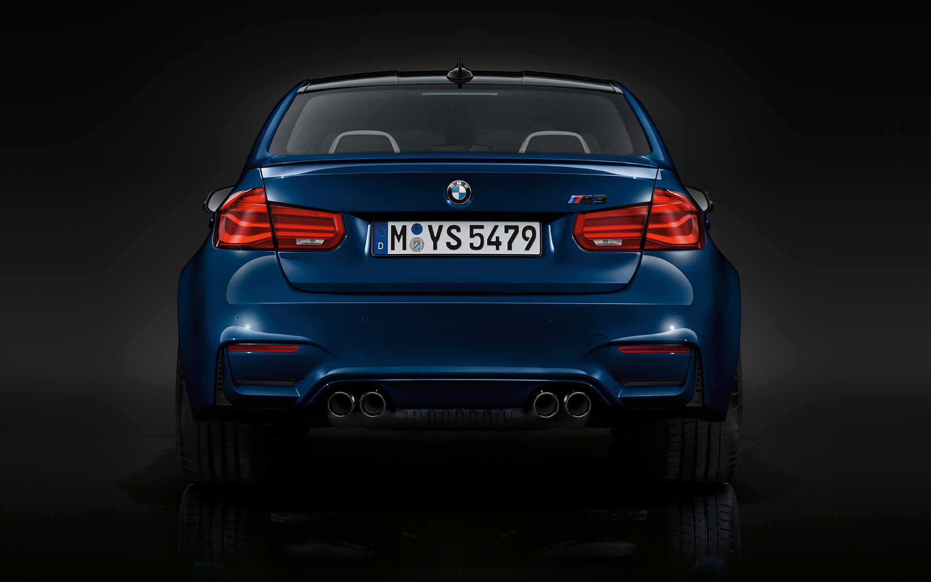 BMW Individual Collection. BMW M5 Competition interior.