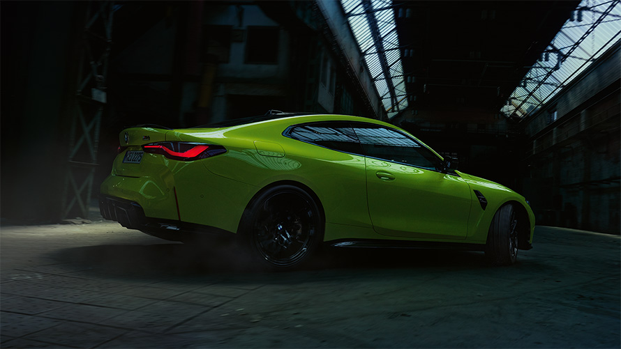 BMW M4 Competition Coupé G82 2020 Sao Paulo Yellow three-quarter side view 