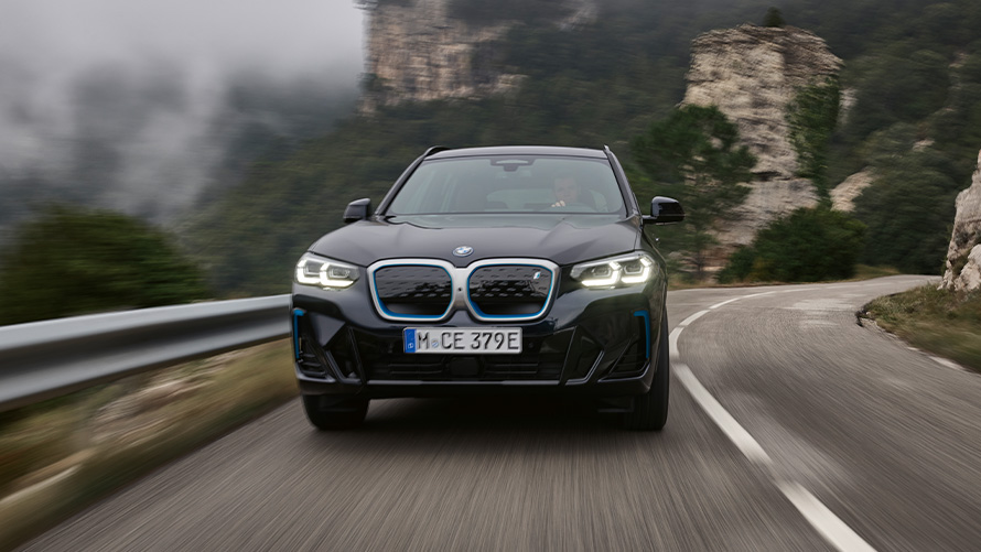 BMW iX3 Electric SAV Overview, Build & Price BMW.co.za