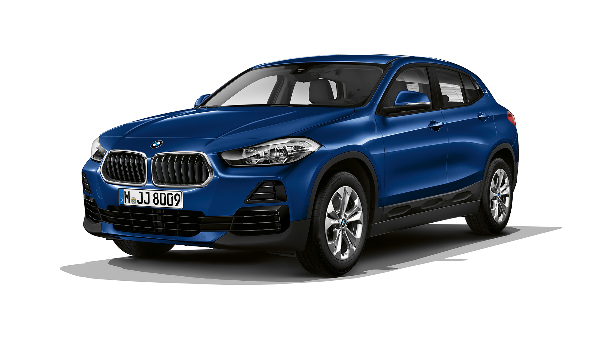 Three quarter front view BMW X2 sDrive20i SUV F39 model advantage BMW X2 sDrive20i SUV model advantage 2018 F39 Mediterranean Blue metallic three quarter front view