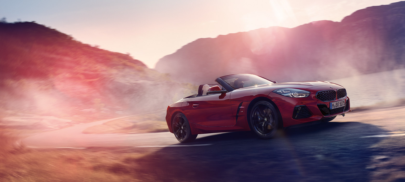 BMW Z4 Roadster (G29) climbing a hill