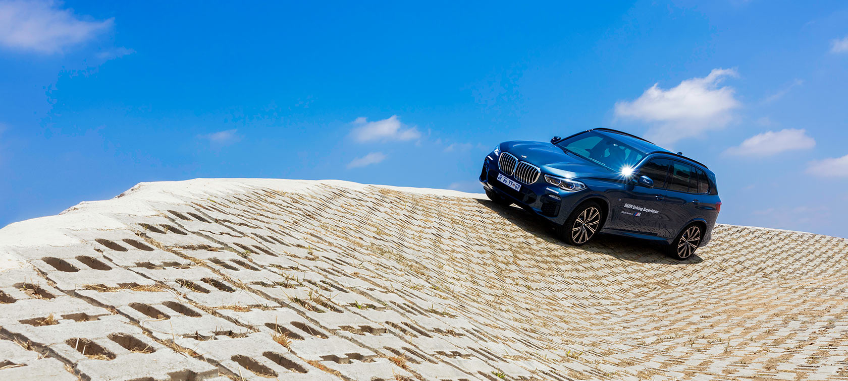 BMW xDRIVE PARK. BMW xDRIVE PARK.