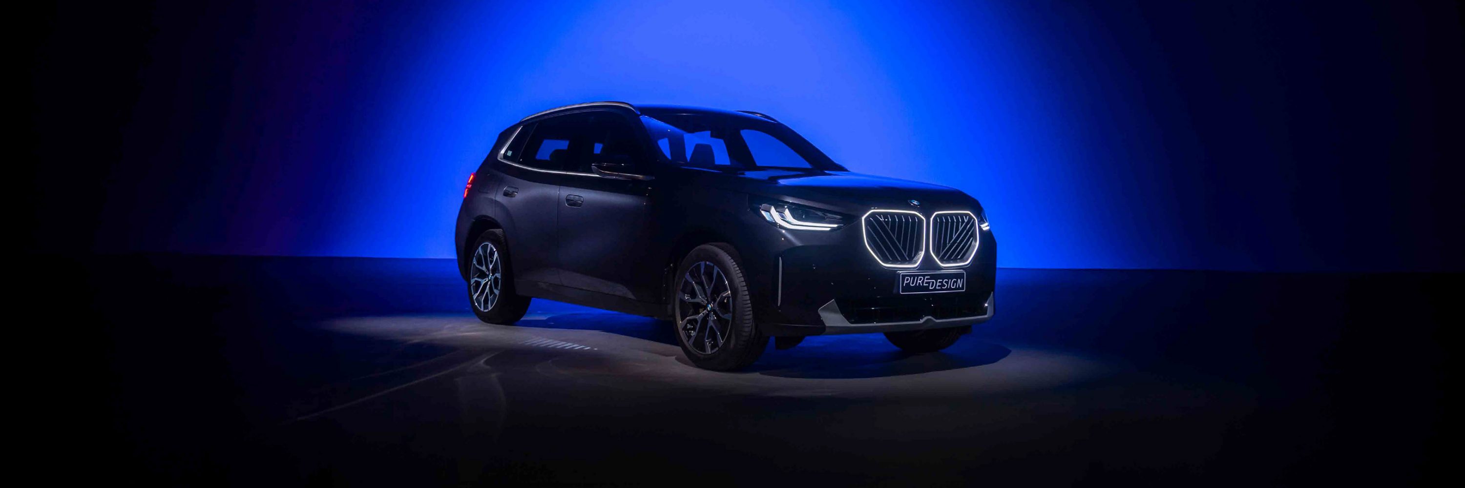 PURE PRESENCE. THE BMW X3 PURE DESIGN.