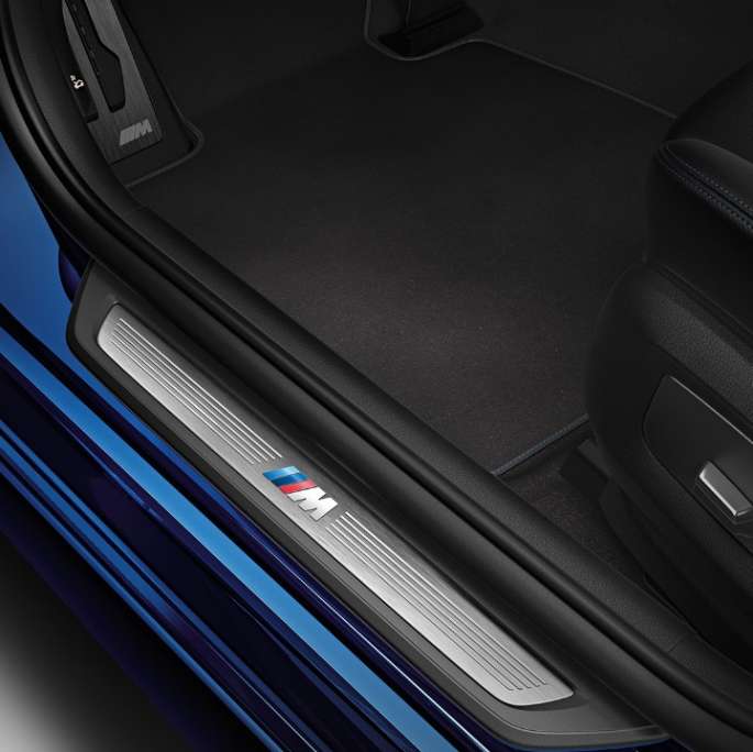 M Sport package BMW 5 Series Sedan 540i Sedan G30 Mediterranean Blue metallic interior
